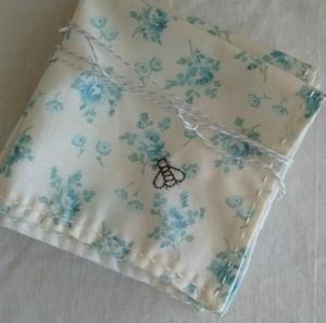 honeybee embroidered napkins 4